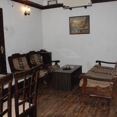 Hotel Blue Star Коимбаторе Екстериор снимка